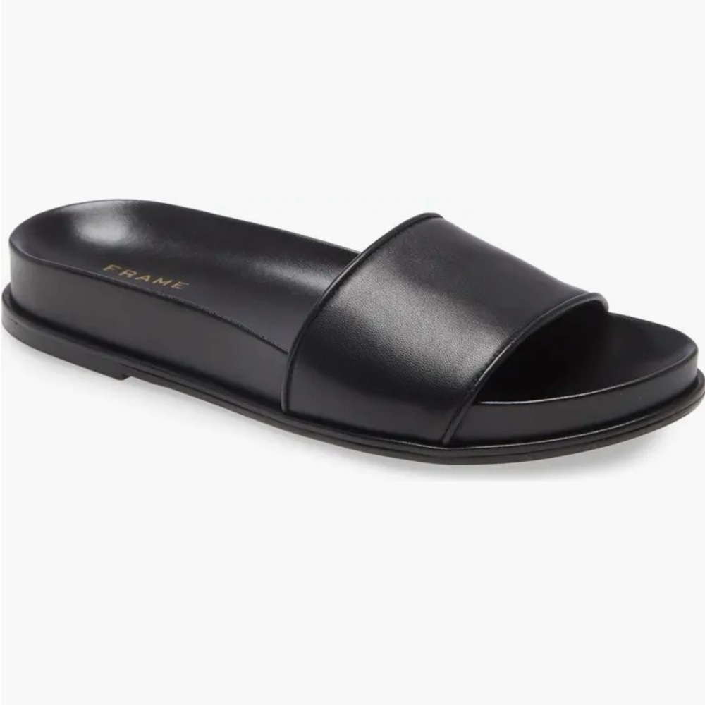 Frame Le Osborne Slide Sandal in Black